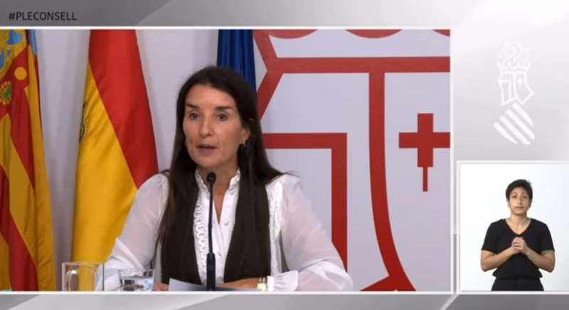 Ruth Merino, portavoz del gobierno valenciano, en la rueda de prensa celebrada el da 29 de octubre por la maana.  EPDA