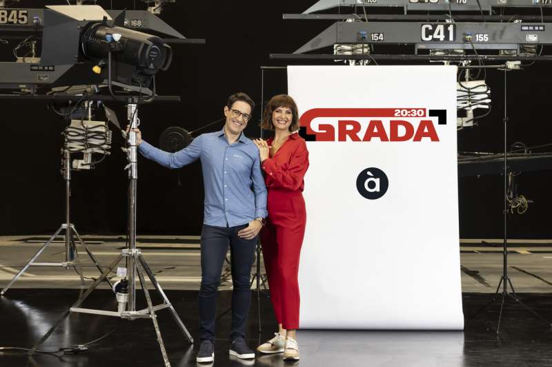 Presentadors Grada 20:30, Juanma Melero i Isabel Snchez.EPDA