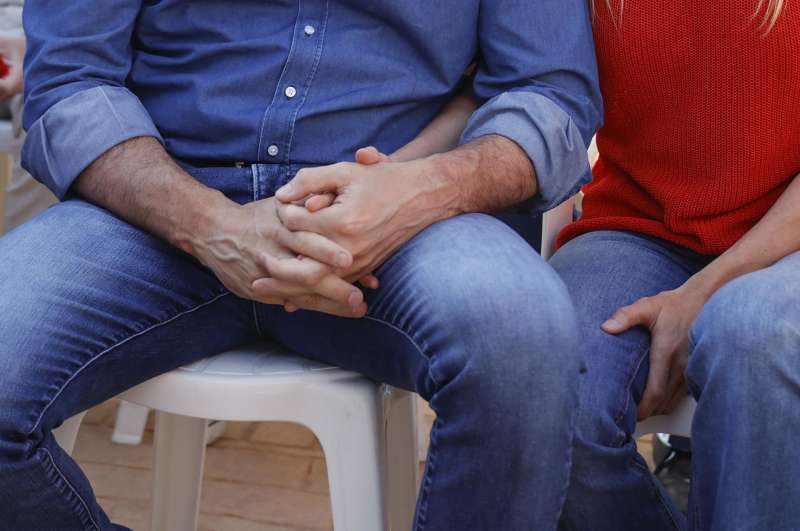 El secretario general del PSOE y presidente del Gobierno, Pedro Snchez, junto a su mujer, Begoa Gmez, durante un acto electoral. EFE Jorge Zapata
