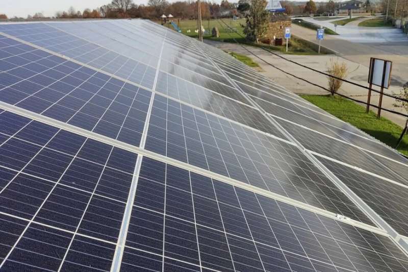 Foto archivo de una planta solar fotovoltaica.EFE