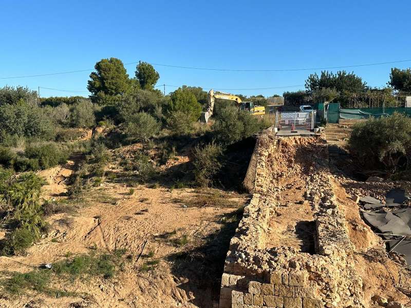 Labores de reconstruccin de la Generalitat en el pont de l?Omet y el pont del Mas de Sabater de Picassent tras la DANA.  EPDA