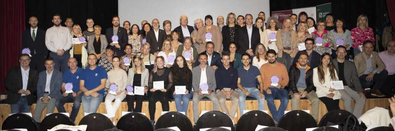 Los premiados en la V Trobada de comer organizada por Pactem Nord. EPDA