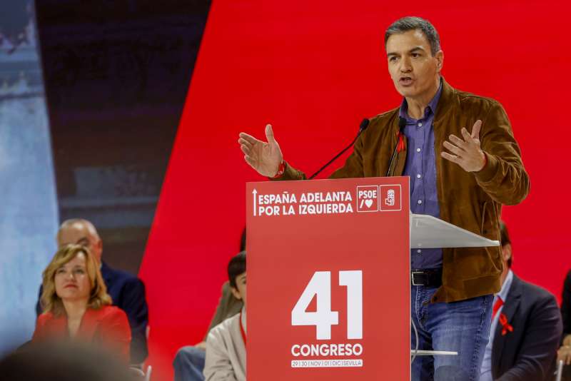 El presidente del Gobierno, Pedro Snchez durante el 41 Congreso Federal del PSOE reunido en Sevilla este domingo. EFEJulio Muoz
